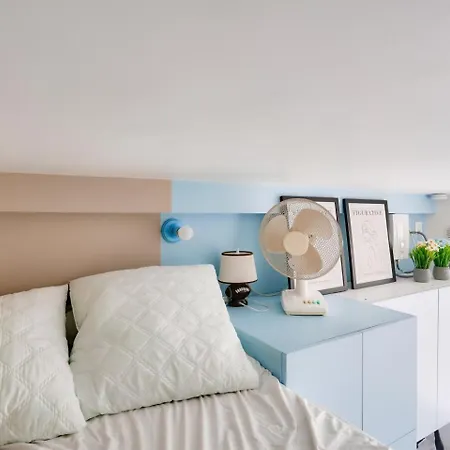 Studette Renovee Au Coeur Du Marais Apartment